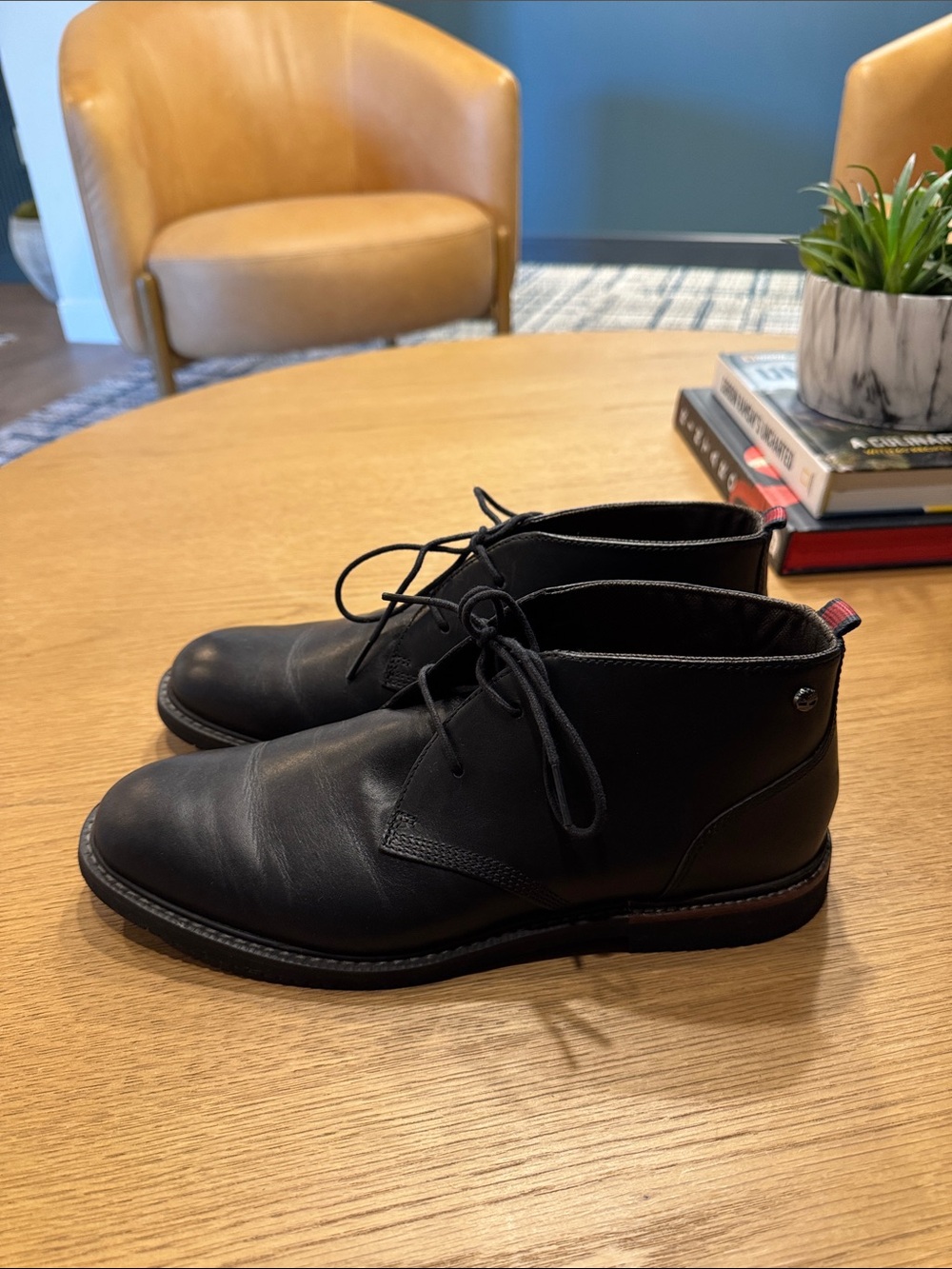 Timberland Black Leather Chukka Boots - Picture 4 of 12